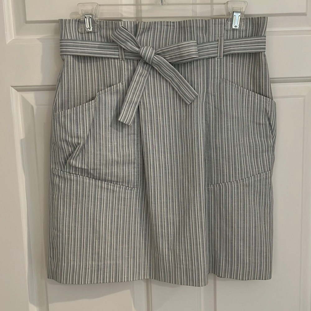 Pleated striped skirt